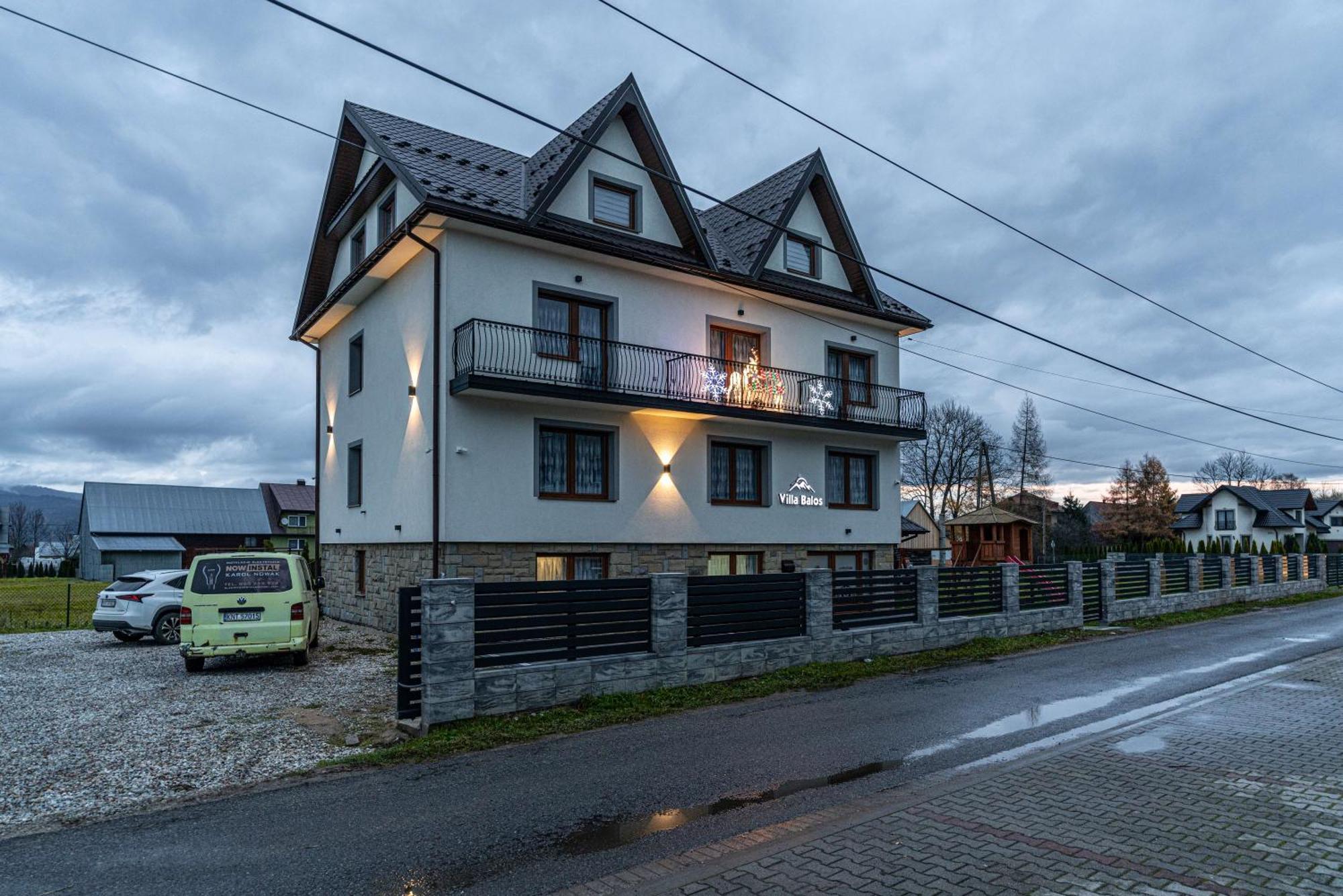 Villa Balos Gronkow Exterior photo